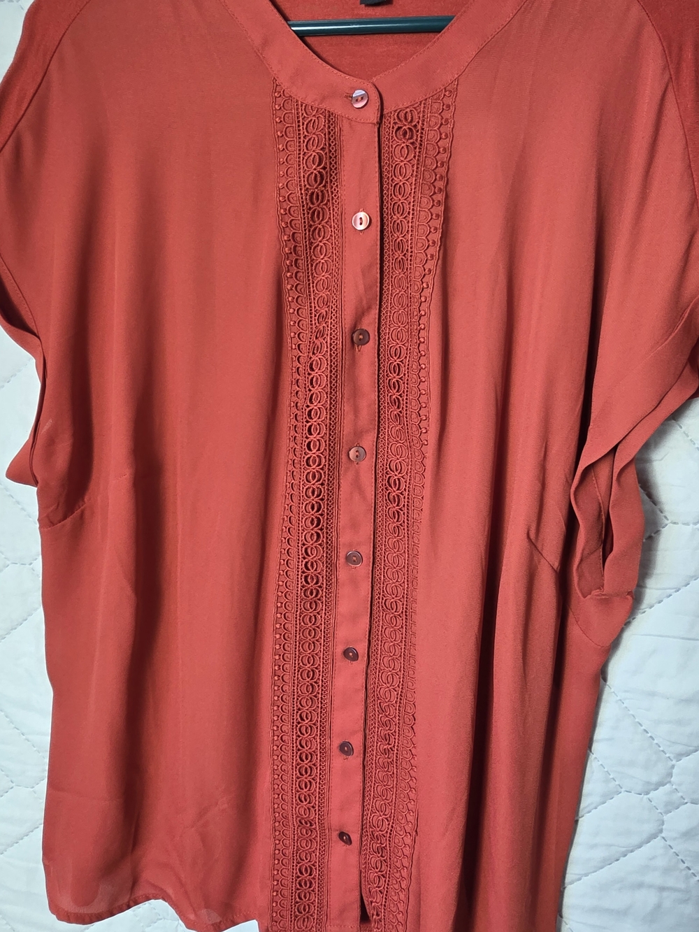 Fortune + Ivy Coral Button Front Short Sleeve Blouse Sz 1X - Picture 3 of 7